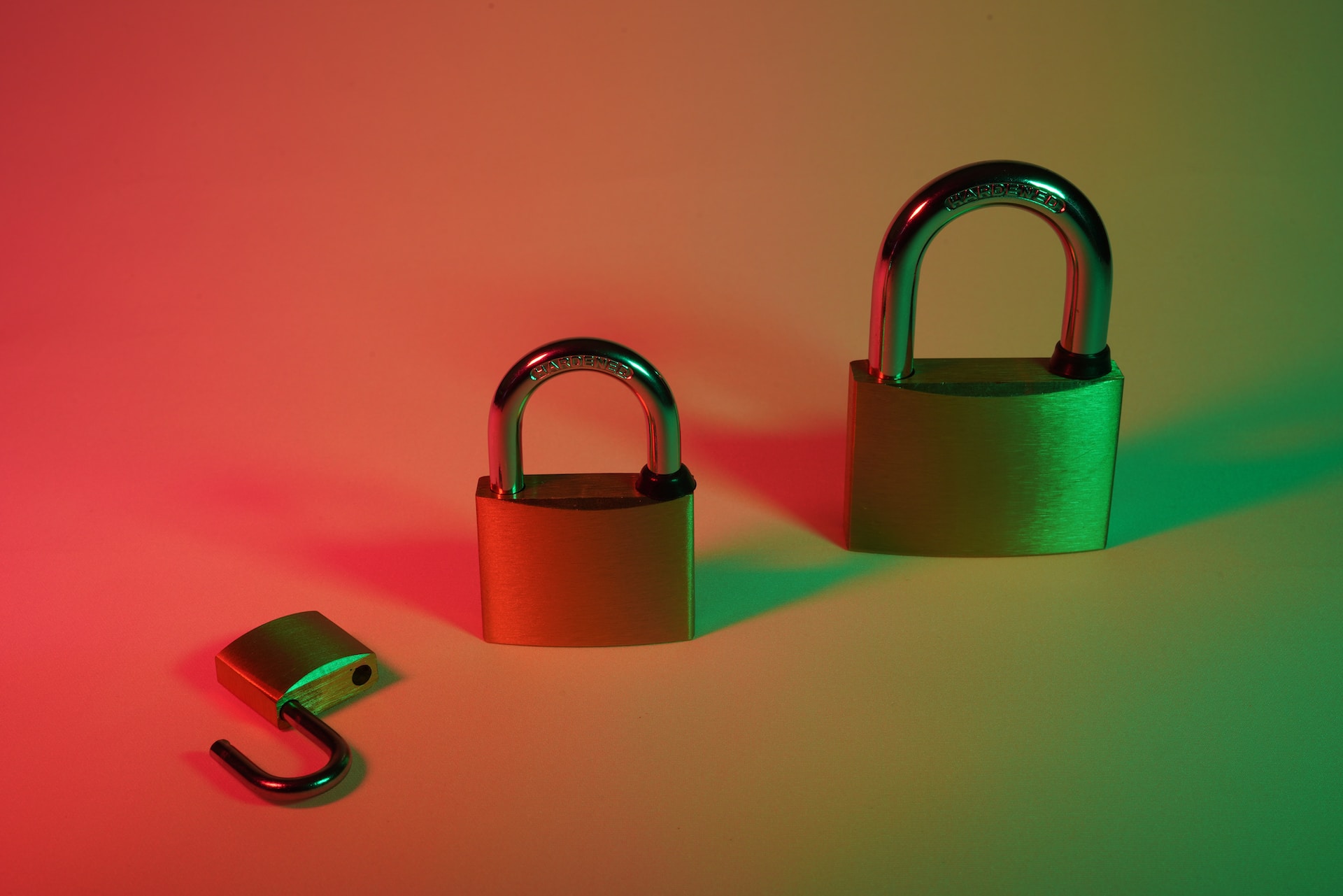a couple of padlocks sitting on top of a table.
